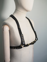 HARNESS, Suspender
